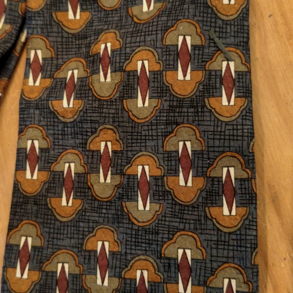 Ike Behar 100% Silk Geometric Blue-Gray, Avocado, Copper, Red & White Print Tie